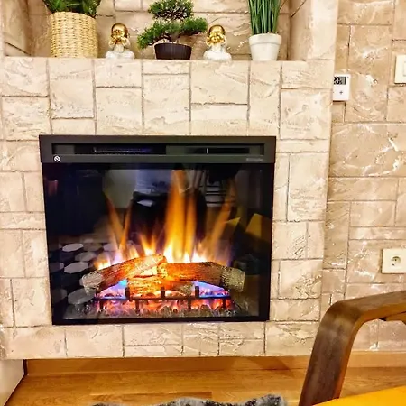 Casa Di Stefano & アパート ズラティボール