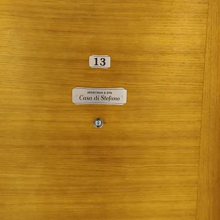 Casa Di Stefano & 아파트 *